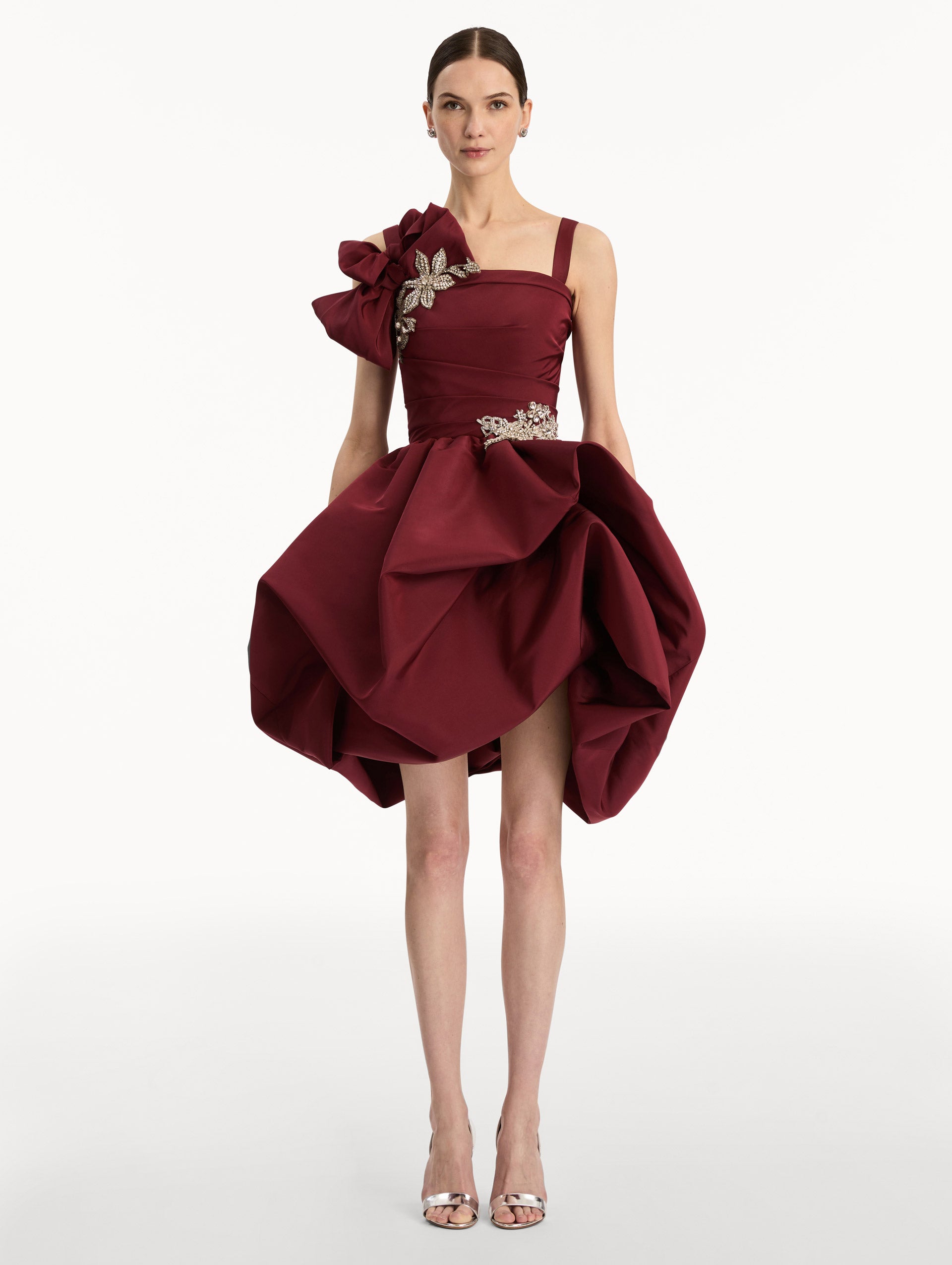 Brooch Embroidered Cocktail Sleeveless Dress